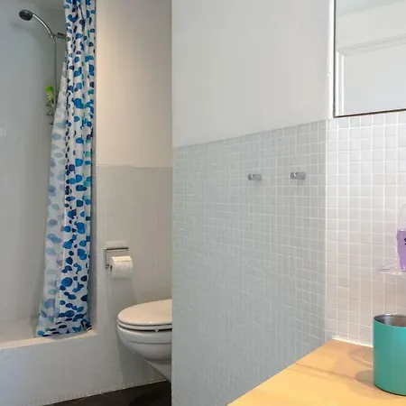 Big At Main Station Apartment