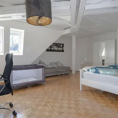 Big At Main Station Apartment *