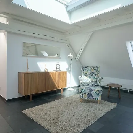 Apartment Big At Main Station